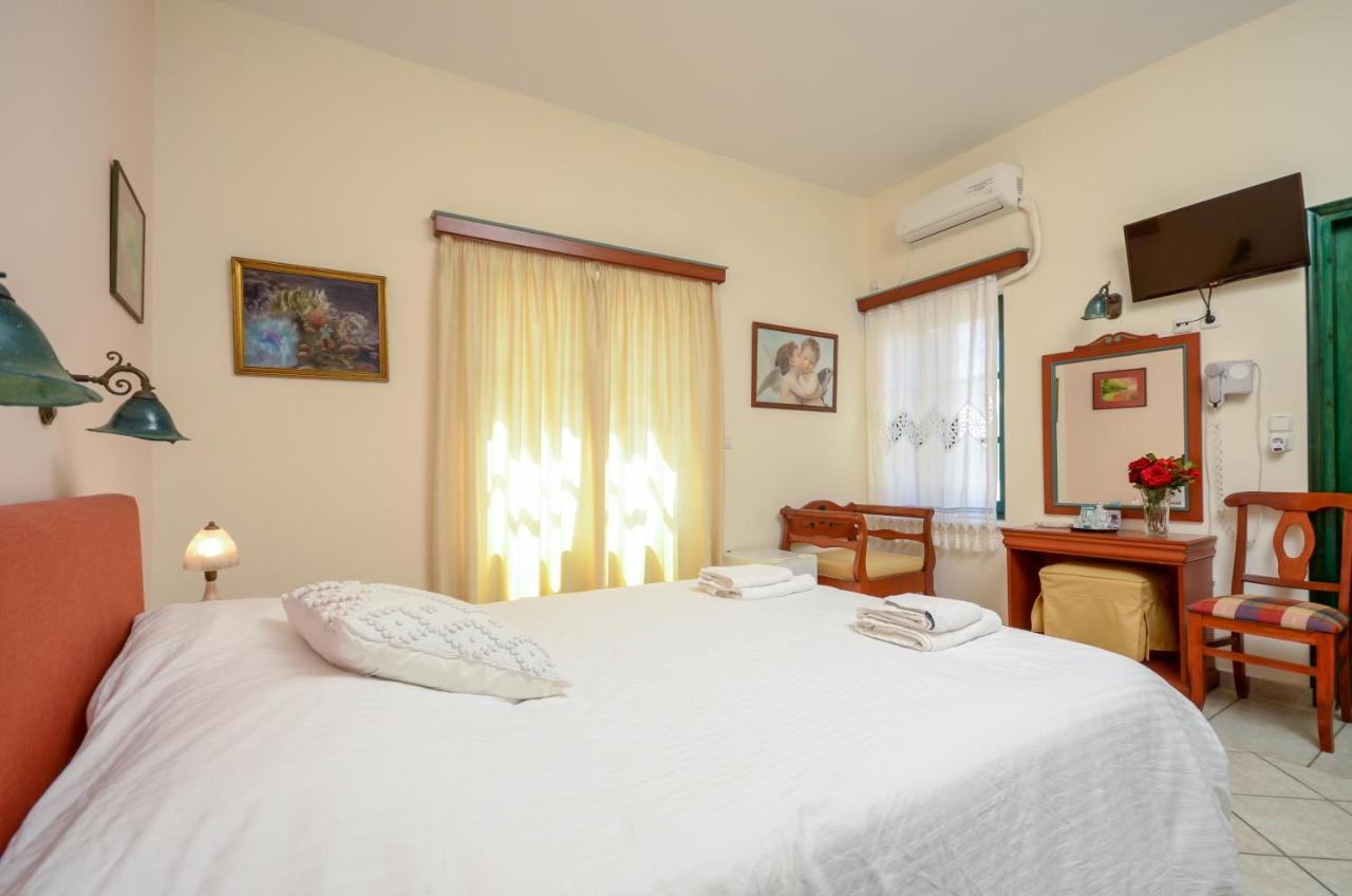 Hotel Apollon Naxos City
